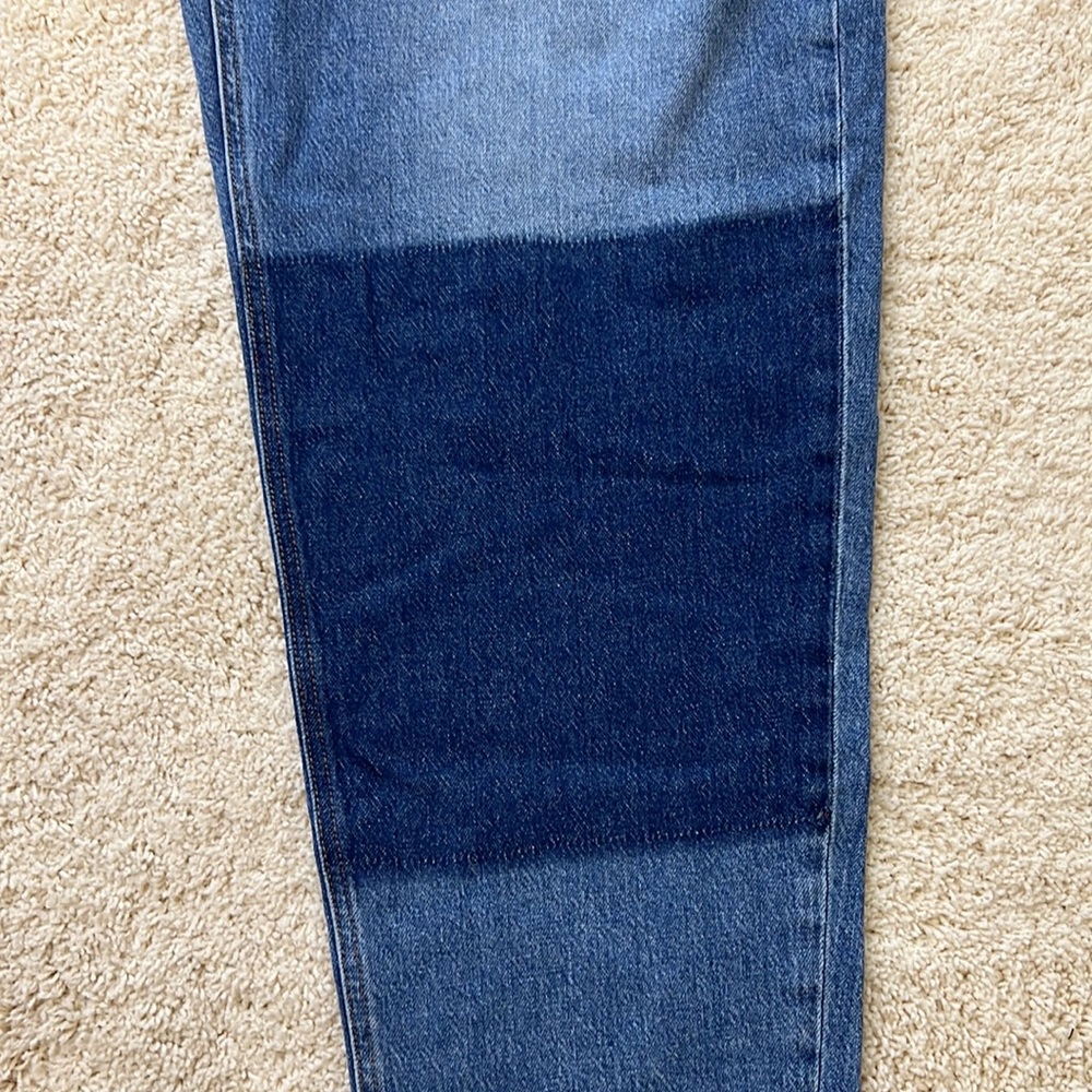 NWT FOREVER21 High-Rise Relaxed Fit Jean - Picture 7 of 16